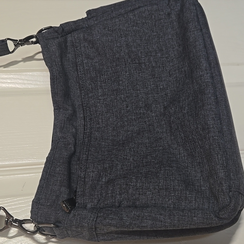 Lug Shimmy SE Crossbody Bag - Picture 8 of 13